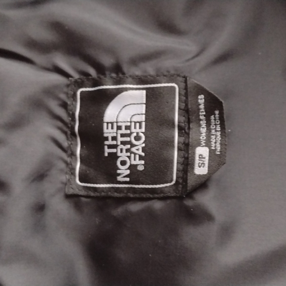 🌸THE NORTH FACE TRENCHCOAT EUC - Picture 9 of 13